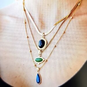 NWT Savvy Cie Semiprecious Stone Pendants, Chains & Earrings 8 Piece Set Gold